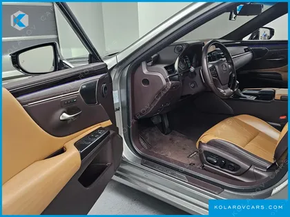 LEXUS ES EXECUTIVE