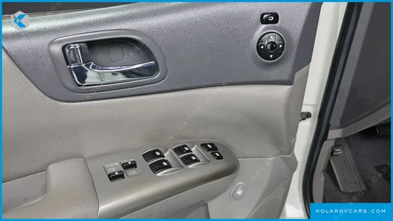 KIA CARNIVAL GLX