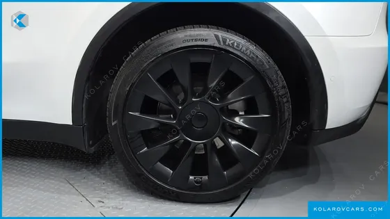 TESLA MODEL Y LONG RANGE AWD