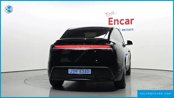 TESLA MODEL Y RWD
