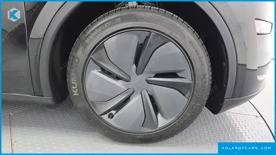 TESLA MODEL Y RWD