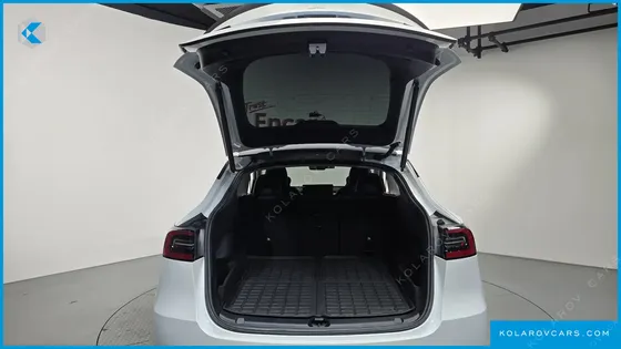 TESLA MODEL Y PERFORMANCE AWD