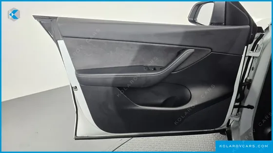 TESLA MODEL Y PERFORMANCE AWD