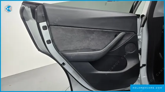 TESLA MODEL Y PERFORMANCE AWD