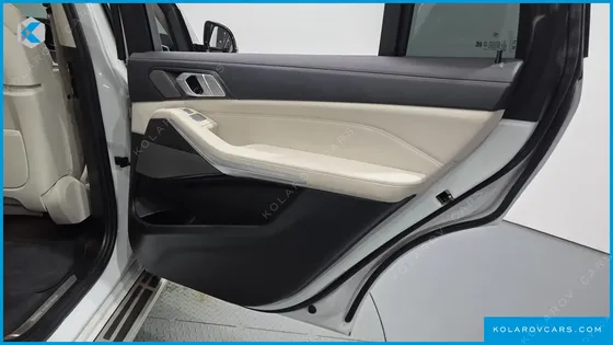 BMW X7 XDRIVE 40I DESIGN PURE EXCELLENCE 7-SEATER