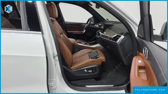 BMW X7 XDRIVE 40D DESIGN PURE EXCELLENCE 6-SEATER