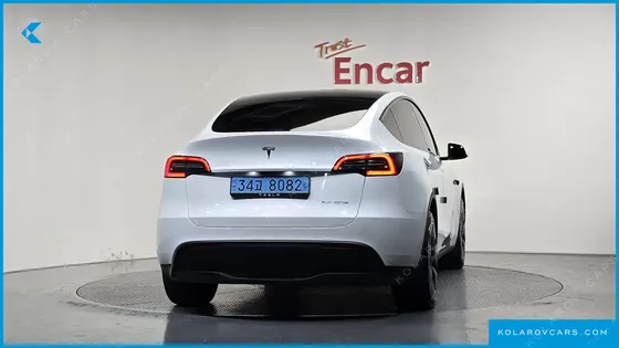 TESLA MODEL Y RWD
