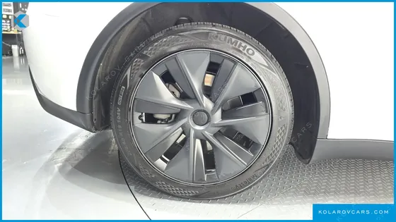 TESLA MODEL Y RWD