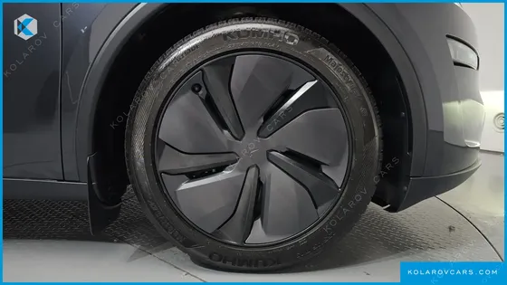 TESLA MODEL Y RWD