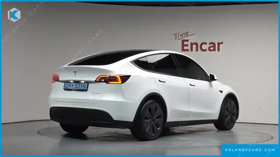TESLA MODEL Y LONG RANGE AWD