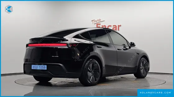 TESLA MODEL Y PREMIUM LONG RANGE AWD