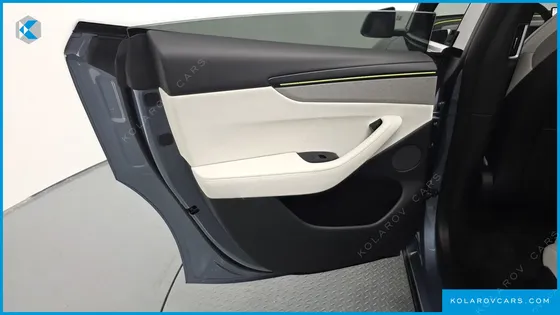TESLA MODEL Y L LONG RANGE AWD