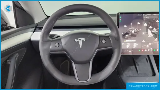 TESLA MODEL Y RWD