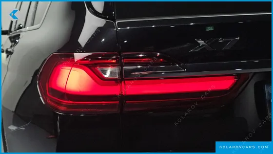 BMW X7 XDRIVE 30D DESIGN PURE EXCELLENT 6-SEATER