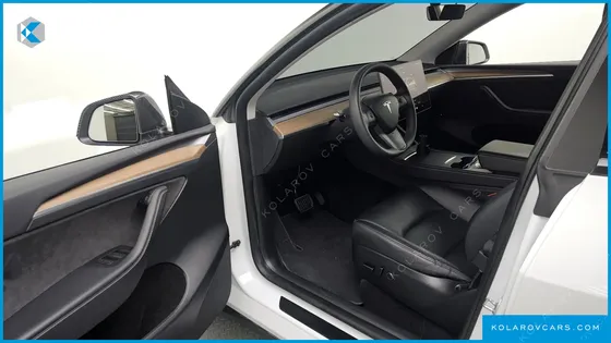 TESLA MODEL Y RWD