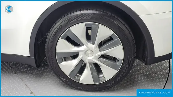 TESLA MODEL Y RWD