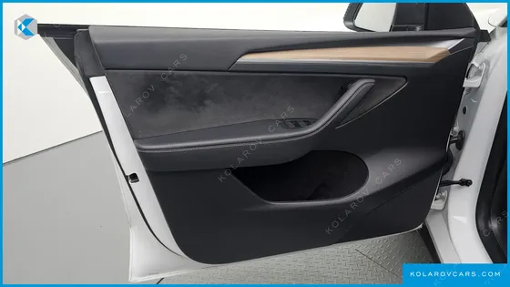 TESLA MODEL Y RWD