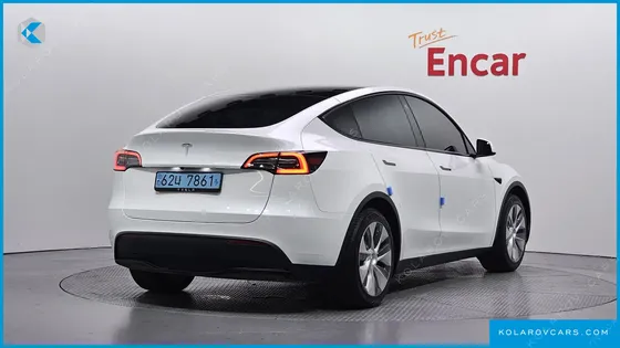 TESLA MODEL Y RWD