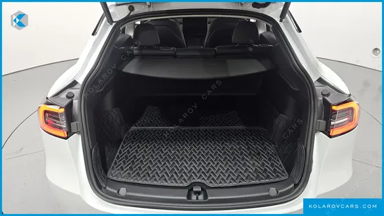 TESLA MODEL Y RWD