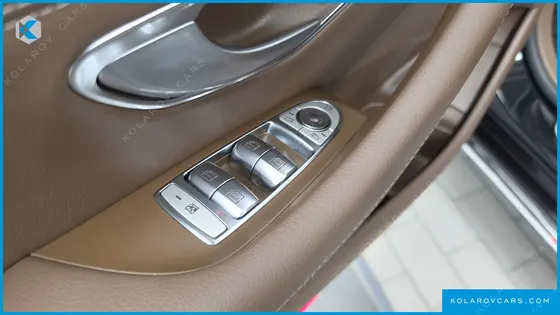 MERCEDES E-CLASS E300 4MATIC EXCLUSIVE