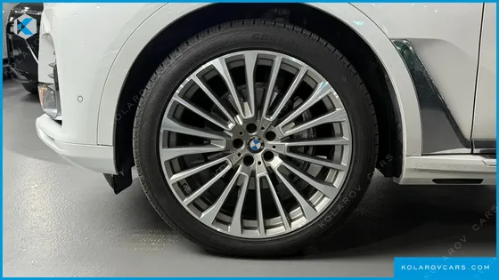 BMW X7 XDRIVE 40I DESIGN PURE EXCELLENCE 7-SEATER