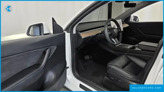 TESLA MODEL Y LONG RANGE AWD