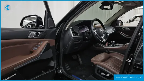BMW X7 XDRIVE 40I DESIGN PURE EXCELLENCE 7-SEATER
