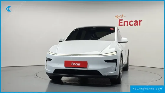 TESLA MODEL Y L LONG RANGE AWD