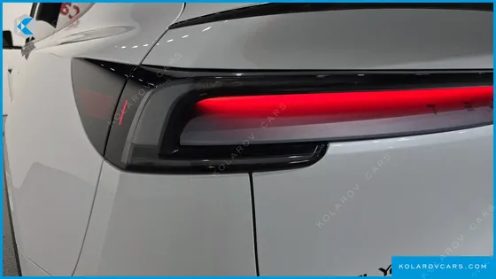 TESLA MODEL Y L LONG RANGE AWD