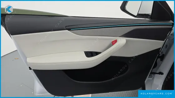 TESLA MODEL Y L LONG RANGE AWD