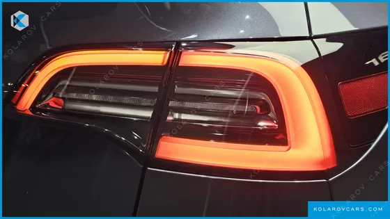 TESLA MODEL Y RWD