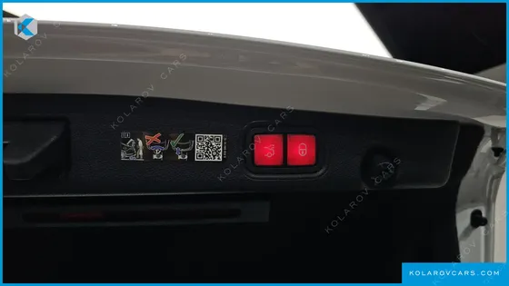 MERCEDES E-CLASS E250 AVANTGARDE