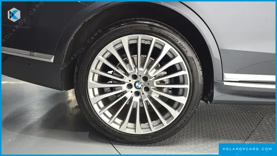 BMW X7 XDRIVE 40I DESIGN PURE EXCELLENCE 7-SEATER