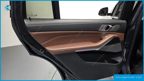 BMW X7 XDRIVE 40I DESIGN PURE EXCELLENCE 7-SEATER