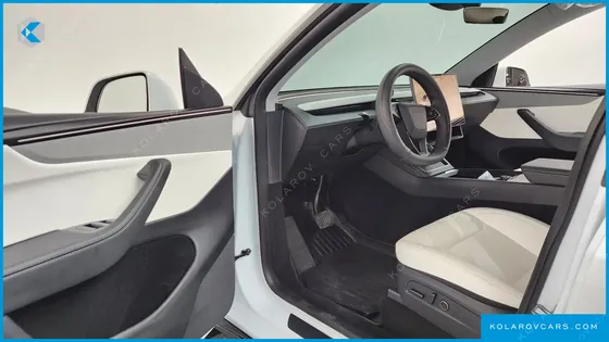 TESLA MODEL Y RWD