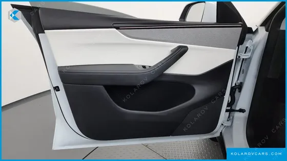 TESLA MODEL Y RWD