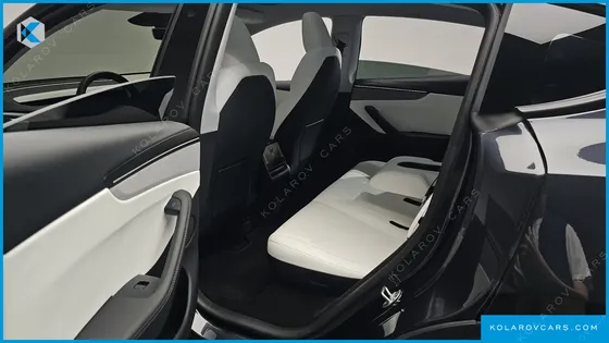 TESLA MODEL Y LONG RANGE AWD