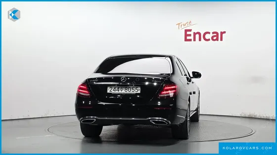 MERCEDES E-CLASS E300 4MATIC EXCLUSIVE