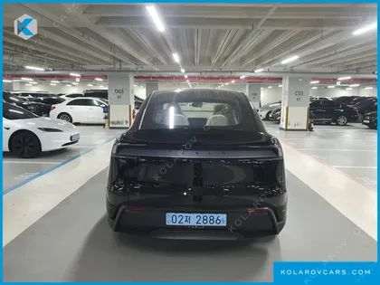 TESLA MODEL Y L LONG RANGE AWD