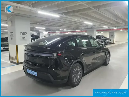 TESLA MODEL Y L LONG RANGE AWD