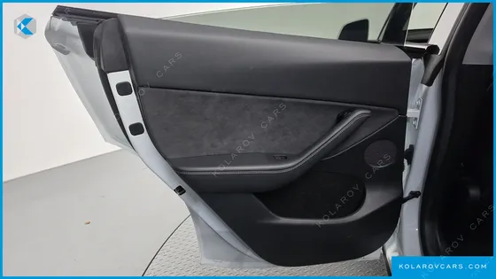 TESLA MODEL Y RWD