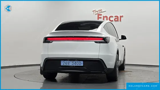 TESLA MODEL Y RWD