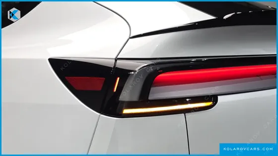 TESLA MODEL Y L LONG RANGE AWD