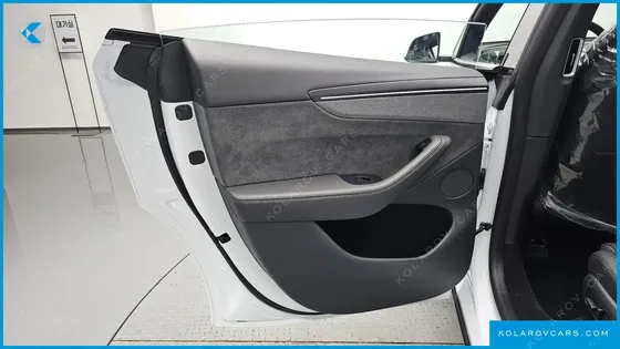 TESLA MODEL Y L LONG RANGE AWD