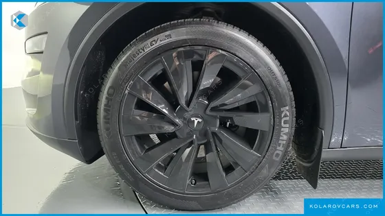 TESLA MODEL Y RWD