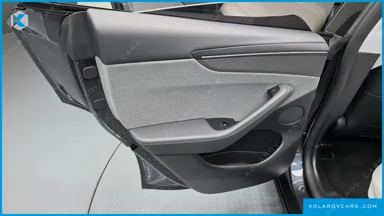 TESLA MODEL Y RWD