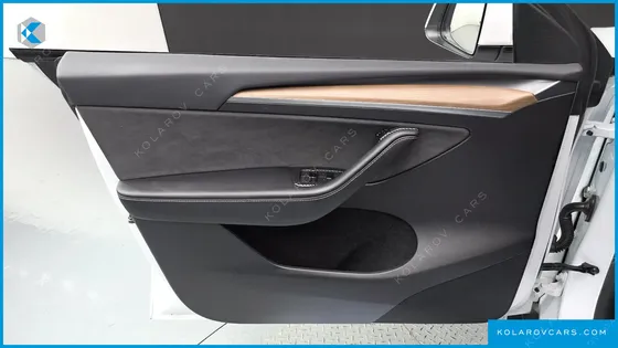 TESLA MODEL Y RWD