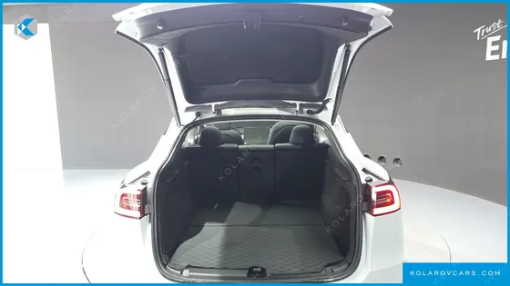 TESLA MODEL Y RWD