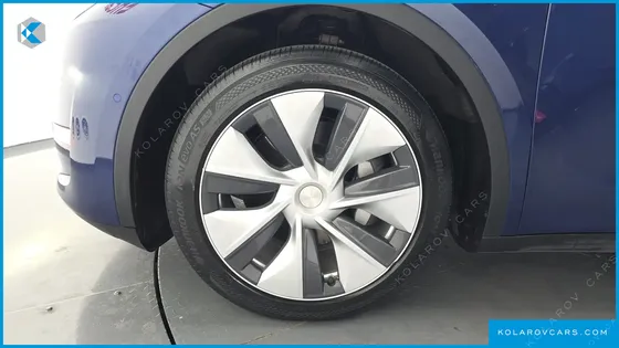 TESLA MODEL Y LONG RANGE AWD