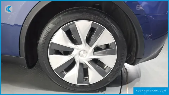 TESLA MODEL Y LONG RANGE AWD